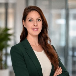 VERONIKA NICOLI