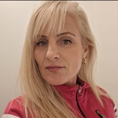 Ivelina Kuzova