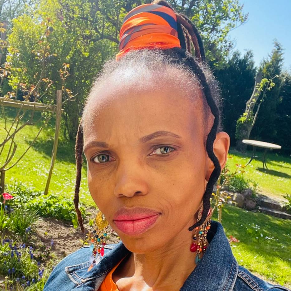 Vuyiswa Lau